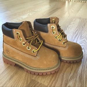 Kids Timberland Boots - toddler size 6
